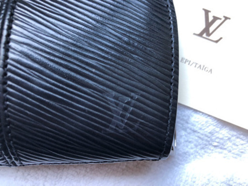 ★終了しました★LOUIS VUITTON☆エピ財布☆黒☆