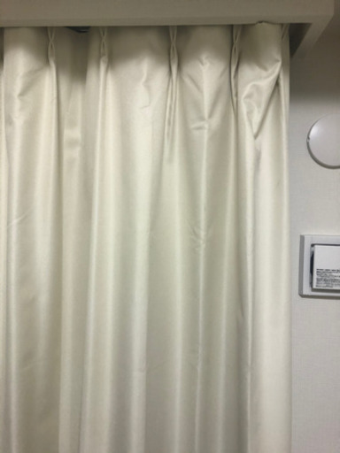 カーテン【交渉中】無印とニトリ 計6枚+1枚！100x133x3枚　100x135x4枚