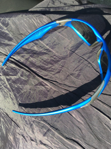 廃盤デザインのOAKLEYサングラス