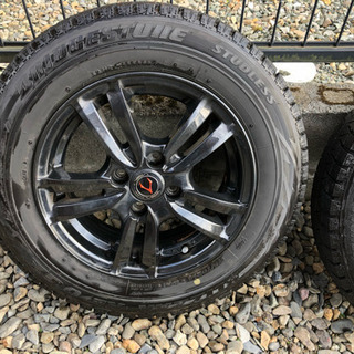 スノータイヤ の画像