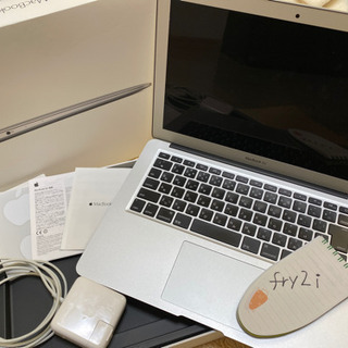 MacBook Air Early 2015 目立った傷なし/?良品です?