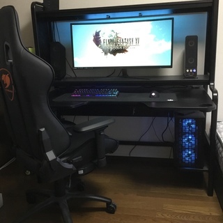 ゲーミングデスク IKEA FREDDE & ゲーミングチェア ...