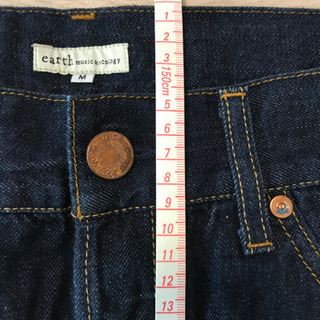 earth music&ecology デニムスカートの画像