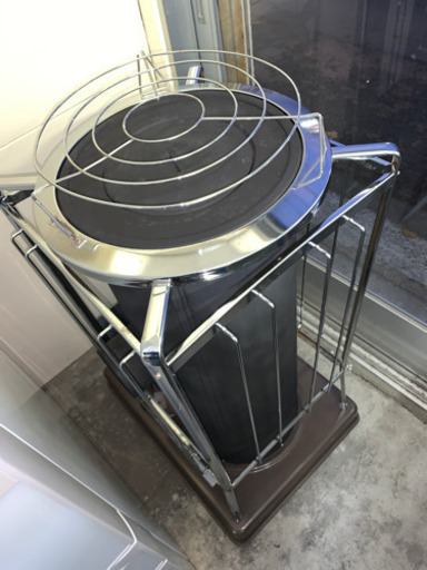 サンポット 業務用石油暖房機 煙突式丸型ストーブ （KSH-2BS-K3)ストーブ 石油ストーブ 古民家 