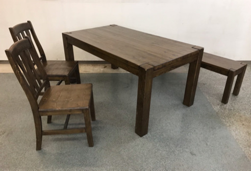 カントリー調ダイニングセット