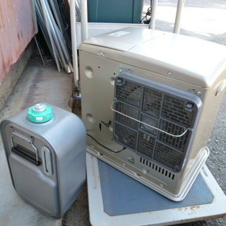 ダイニチ　12～17畳間用　大き目の石油ファンヒータ　中古の画像