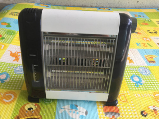 スチーム機能付き電気ストーブ