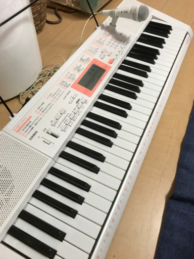 美品カシオ光ナビゲーションキーボード