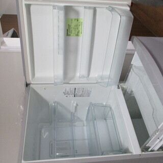 2013年9月購入　東芝3ドア冷蔵庫　5,000円でお譲りします。の画像