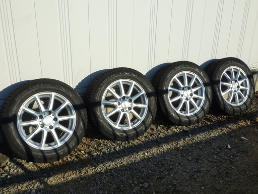 アルミ＆スタッドレスタイヤ　215/60R/16【クラウンアスリート】