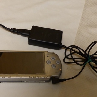 【中古】PSP2000 + ソフト5本の画像