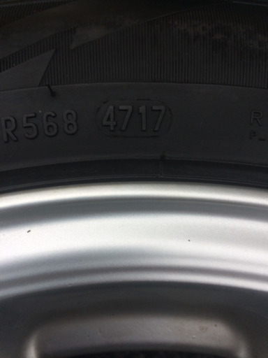 スタッドレスタイヤ4本セット 175／65R14 アルミホイル付き