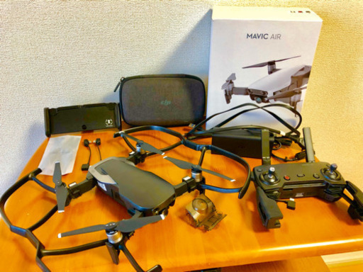 DJI MAVIC AIR 【空撮】【新品同様】【ドローン】【4K】
