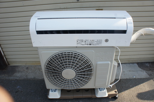HITACHI(日立）冷暖エアコン！白くまくん！2.2KW（6~8畳用）/2019年製・2か月使用をお譲ります！