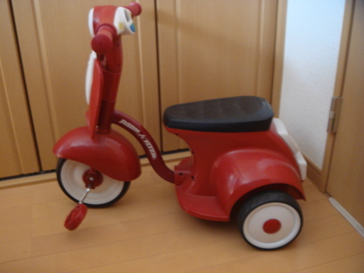 廃盤 ラジオフライヤー レトロスクーター 2024