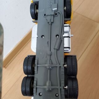 タンクローリー　おもちゃの画像