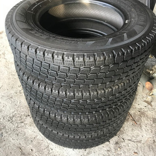 145R12. 6PR スタッドレスタイヤ★組み替え工賃コミコミ★