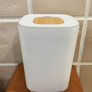 加湿器 上から給水 アロマ対応 ハイブリッド式の画像