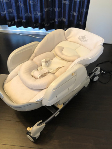 コンビ　電動ハイローチェア  ロアンジュ