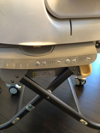 コンビ　電動ハイローチェア  ロアンジュ
