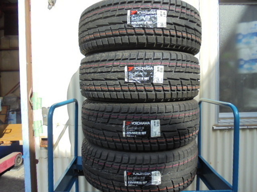 新品未使用 在庫品　ヨコハマ iceGUARD IG51V 225/55R18 4本(スタッドレス)