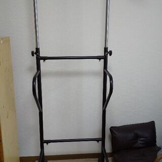 健康機具(なつかしの懸垂機)