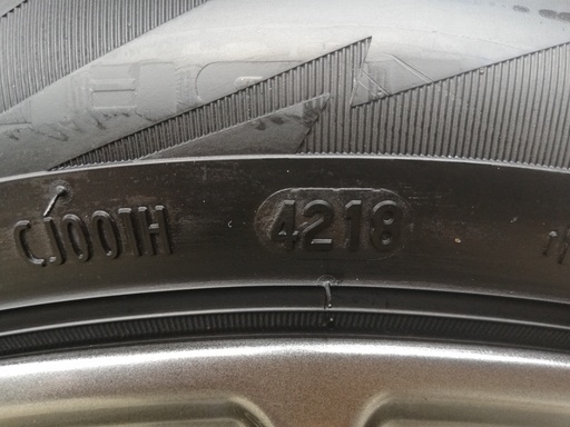 PIRELLI ICE ASIMMETRICO PLUS（225/45R17） ４本セット