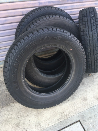 スタッドレスタイヤ 175/80R16
