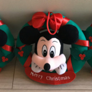 ディズニークリスマススタイルのぬいぐるみ&リースの画像