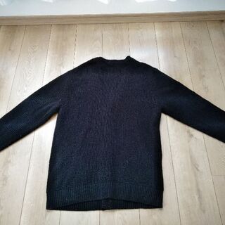カーディガン　黒の画像