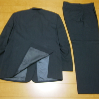 《引渡完了》メンズ　スーツ－１４（ＡＢ４－秋冬用）の画像