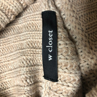 ルーズタートルネックニットの画像