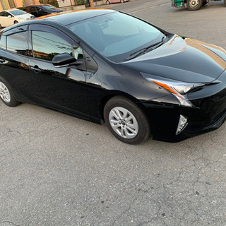 現行プリウス！！黒！