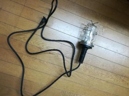 古い投光器