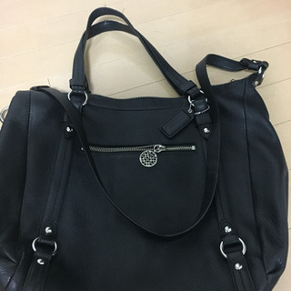 ＣＯＡＣＨ黒革バッグ本物値下げしました。