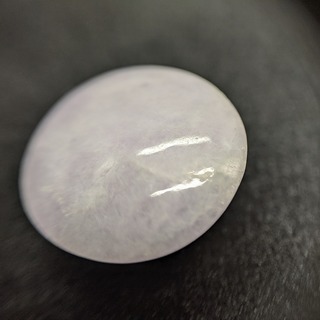【鑑別付】天然 ラベンダー 翡翠 19.658ct ミャンマー産 カボションカット ジェダイト ジェイド ルース 裸石 ひすい ルースケース付 VI-9の画像