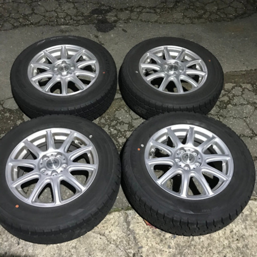 195/65R15 スタッドレスタイヤアルミ付き　5穴PCD100