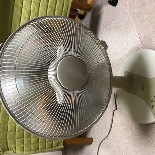 ハロゲンヒーター