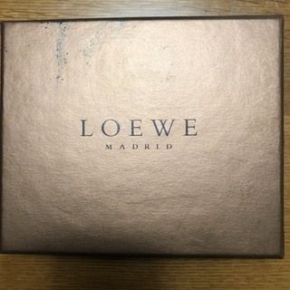 LOEWE 折り財布