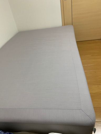 【受渡し決定】脚付き　マットレスベッド　セミダブル