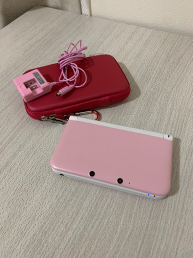 【美品】3DS LL ピンク(充電器、ケース、ソフト2本付)