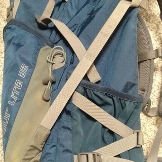 登山や旅行に最適！deuter tour lite 32（ツアーライト32）登山用ザック・ドイターのツアーライト32の画像