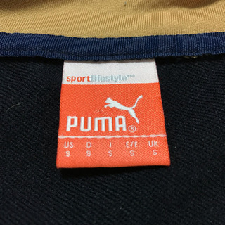 【値下げ】サッカーイングランド プレミアクラブ アーセナル　トレーニングシャツの画像