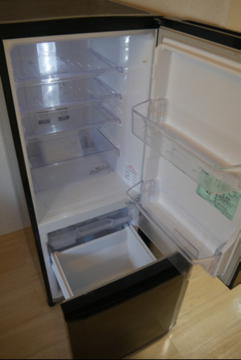 [値下げしました] 146L 冷蔵庫 / 1~2人用