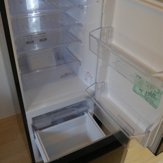 [値下げしました] 146L 冷蔵庫 / 1~2人用