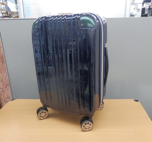 キャリーバッグ 1～2泊用 32L ネイビー ティーアンドエス スーツケース 札幌市西区西野