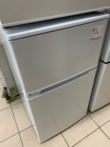 ユーイング UR-D90J 冷凍冷蔵庫 90L 2018年製