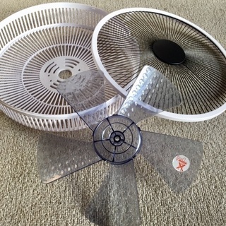 消臭・除菌機能付き壁掛け扇風機