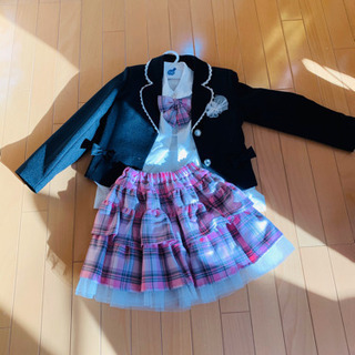 子供フォーマルスーツの画像