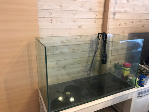 ガラス水槽90センチ